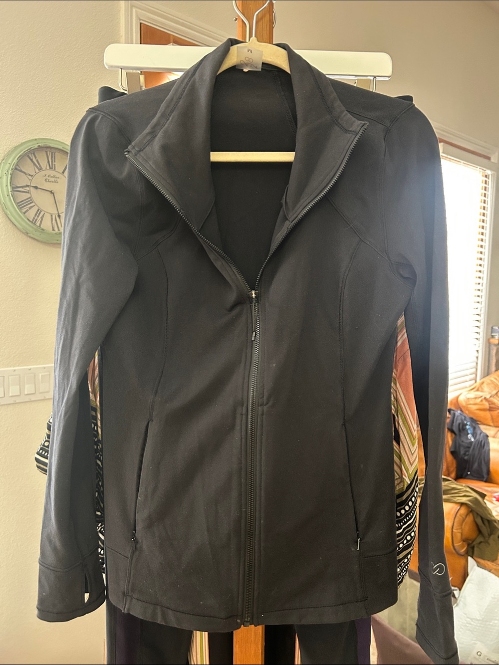 Women's Black Zip-Front Utility Jacket with High Collar VGUC